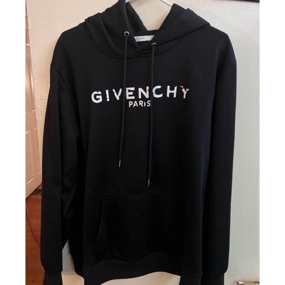 Black hoodie - Picture 1 of 1